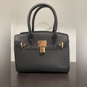 Elegant Black Handbag